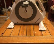 Pedal excercise machine