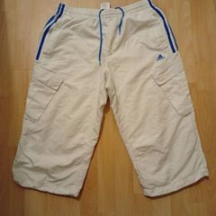 Adidas Originals 3/4 Length Cargo Shorts ((Size Adult M / like New))