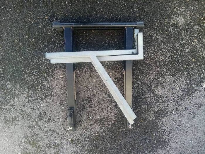 Robust Steel A-Frame Equipment Stand for Mixer, DJ Flight Cases or Keyboard