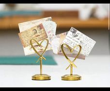 Gold table numbers