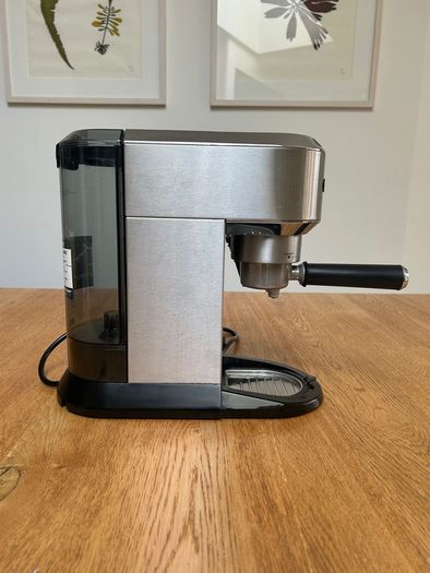 De'Longhi coffee machine