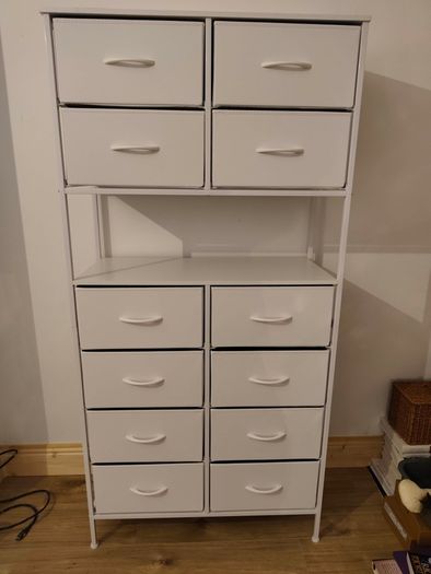 Tall chest of drawers