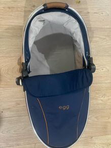 Egg 1 carrycot Blue bassinet