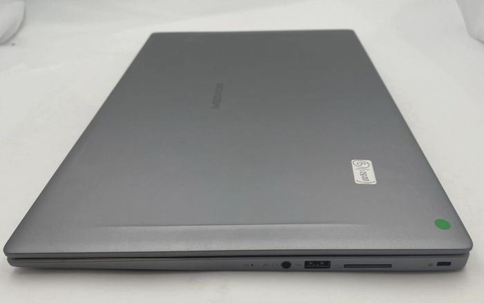 Medion Akoya P15645 (md61587) I5 16gb Ram 256gb Nvme Win 11 Pro