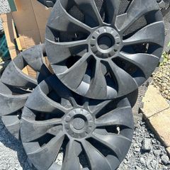 Tesla 18" model 3 turbine wheels