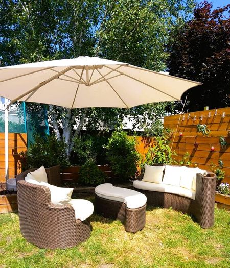 Rattan garden furniture sofa bed table and chairs