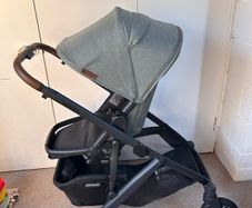 Uppababy Vista 2 (2024)- Immaculate Condition