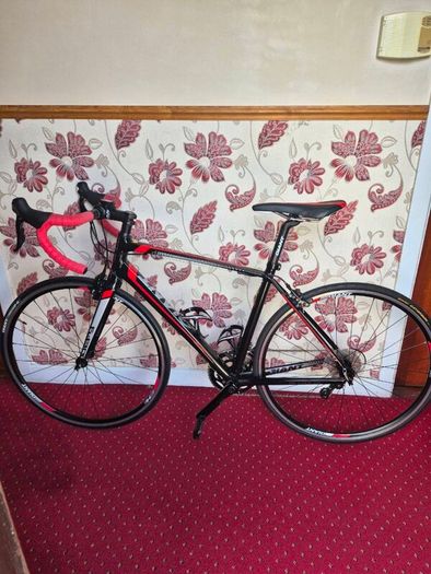 Price drop Giant Defy 1Racing bike