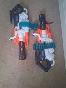 Zuru X-Shot Excel Crusher Belt-Fed Blaster Bundle (2 Blasters)