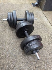 2 x 10kG dumbbells