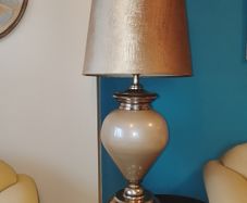 Table lamp