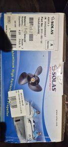 yamaha  9.9/15 hp propeller