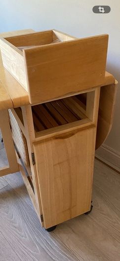 dining table size when opened 135cm x 85cm