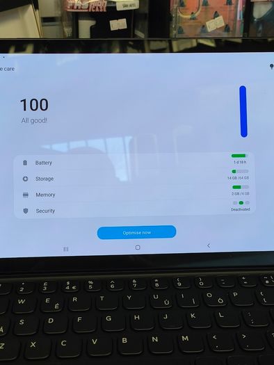 Samsung Galaxy Tab S4 SM-T830 64 GB, Wi-Fi, 10.5 in - Black With Original Samsung Keyboard Case