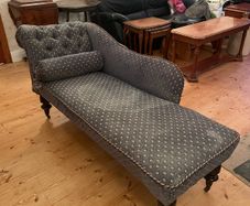 2 Traditional Chaise Lounge and Fouton