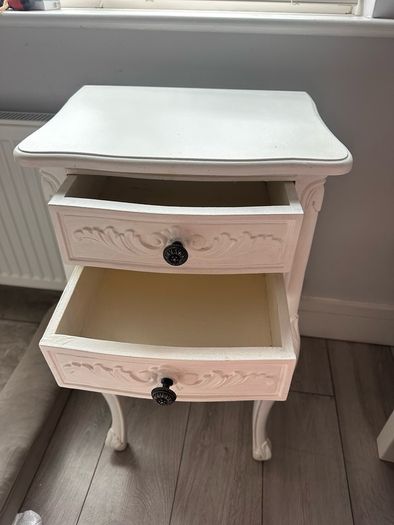 French Style 2 Drawer dresser