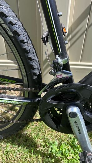 1 x Gents 1 x Ladies Merida Matts 10 Mountain bikes