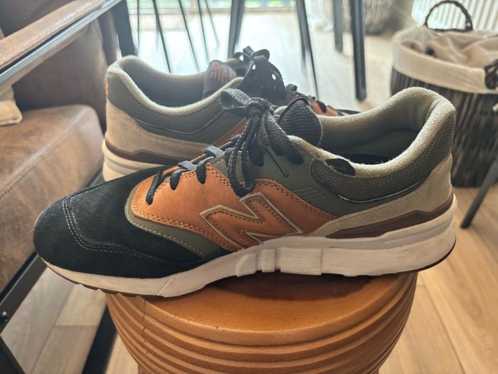 New Balance - 997H - Size 9