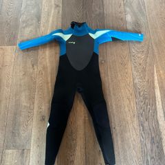 wetsuit