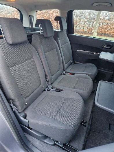 2014 Peugeot 5008 ActivE1.6hdi, AUTOMATIC