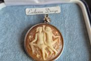 Vintage Cameo Pendant