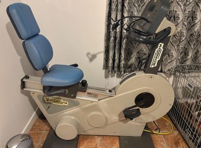 Technogym  Recumbent Bike Commercial gym quality