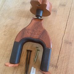guitar wall hanger