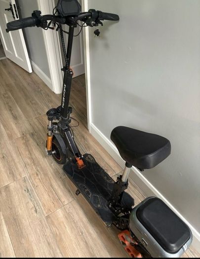 electric scooter