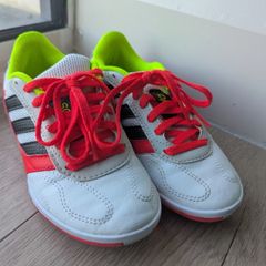 Football soccer trainers indoor Adidas sala UK1