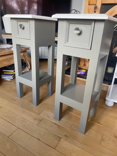 Bedside lockers