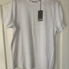 BNWT: Men's White T-Shirt (Size L)