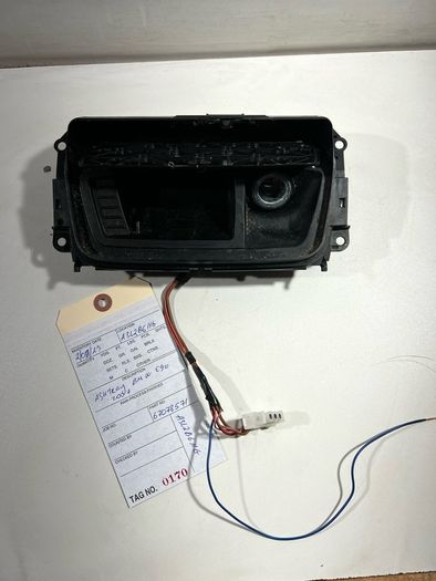 Bmw 1 3 Series E87 E90 E91 E92 E93 Centre Console Ashtray And Lighter 7078571. A3l2b611g