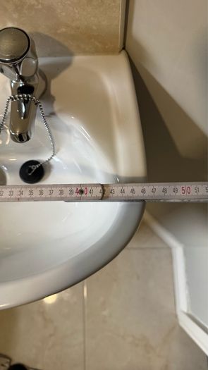 Bathroom Pedestal Basin / Sink with Taps
