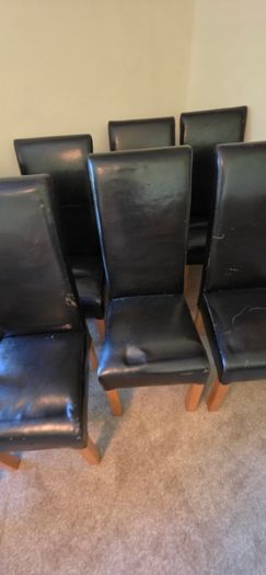Tuscan Dining Chairs All 8 for 80 Euro