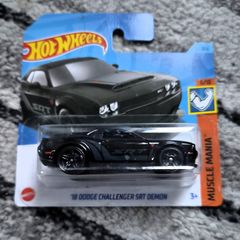 Hot Wheels - 18 Dodge Challenger SRT Deamon