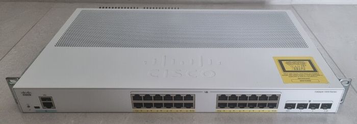 Cisco Catalyst 1000 C1000-24FP-4G-L  24-Port PoE+ Gigabit L2 Switch Used