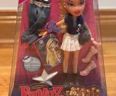 Bratz Funk Out! (Cloe) 2004 New in Box