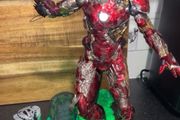 Hot toys Zombie Iron man