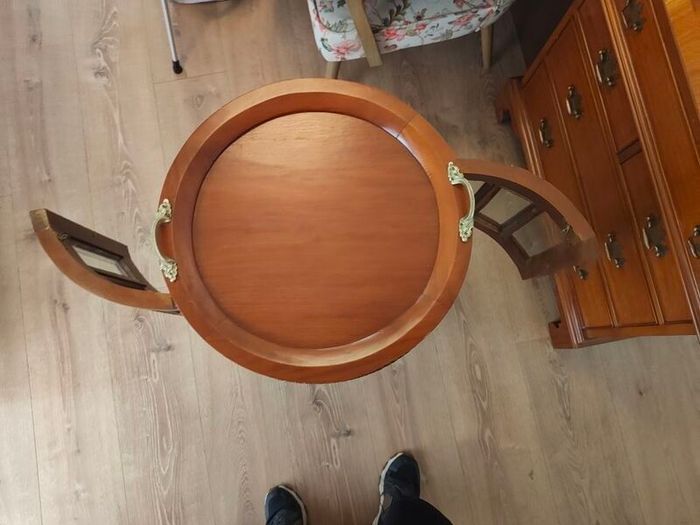 drinks cabinet