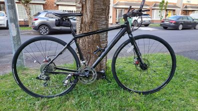 Boardman Hybrid Bike fits 5ft 6 person