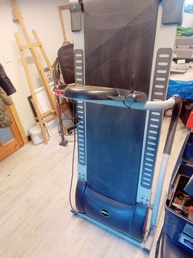 Pro Fitness Folding Treadmill