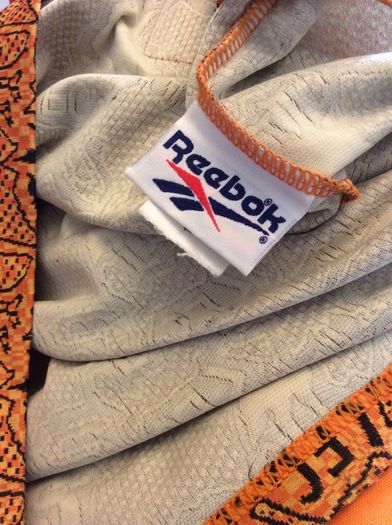 Liverpool Jersey. Official Reebok Youths / Mens Small Goalkeepers Jersey. Season 1996/1997. True Vintage. From The Time. Not A Modern Remake.