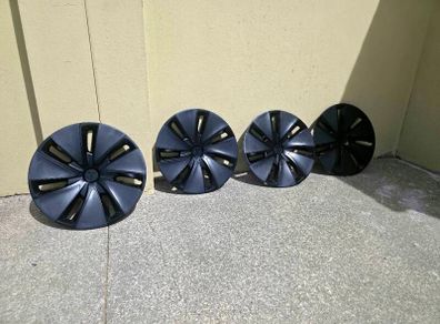 Tesla Model 3 wheel Aero covers