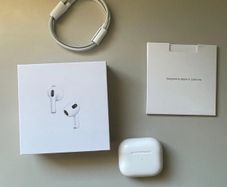 Airpods (3rd gen)