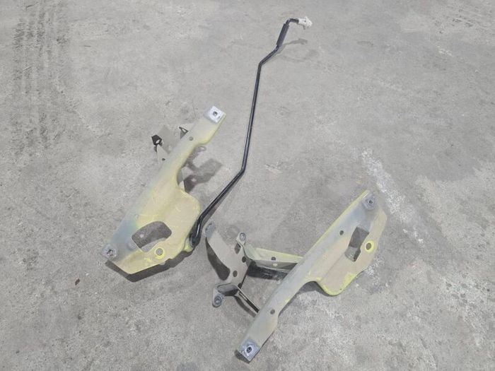 2015 Honda Fit / Jazz Breaking - Wings, Headlight & Engine Bay Parts