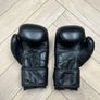 boxing gloves Image 3