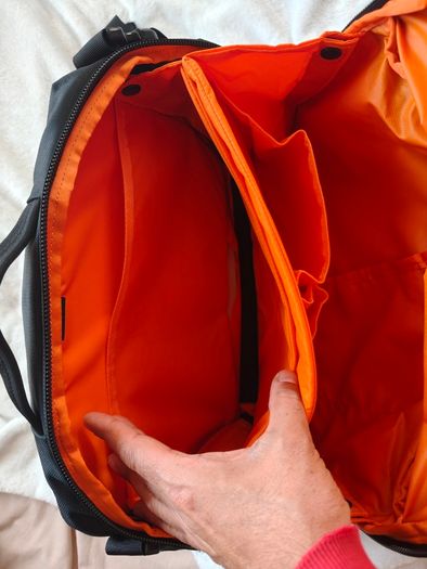 Mystery Ranch District Pro Messenger Bag Black & Orange