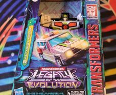 Transformers legacy evolution Medix New and Sealed