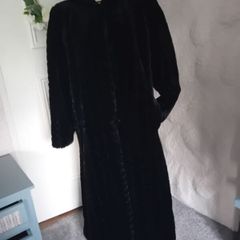 ladies faux fur coat