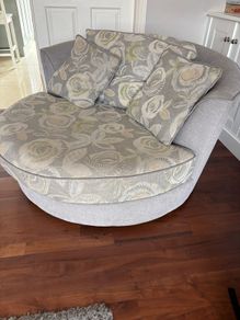 Fantasia Love Chair